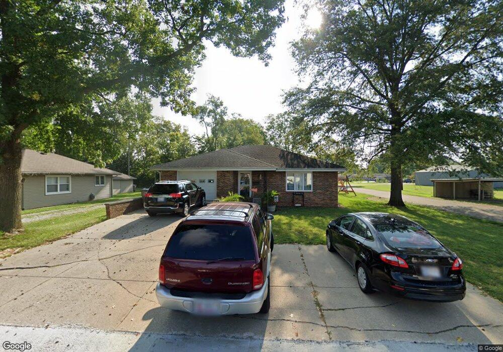 181 N Brooks St, Columbus, IN 47201 - photo 1