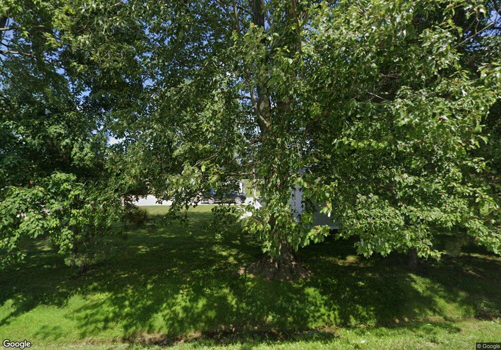 8908 N 550 E, Plainville, IN 47568 - photo 1