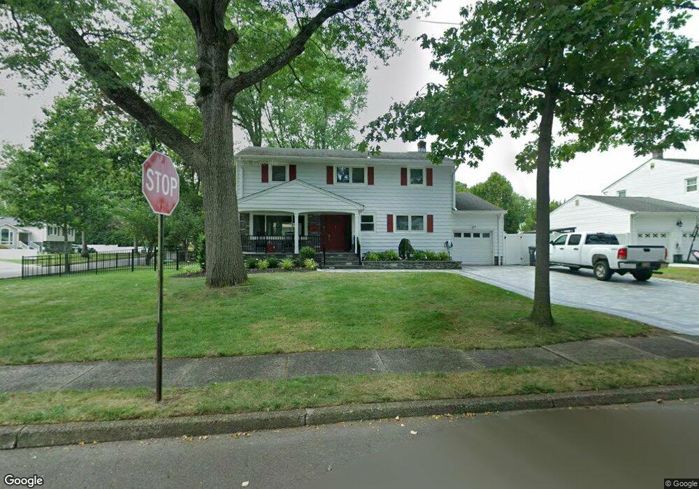 607 Mazur Ave, Paramus, NJ 07652 - photo 1