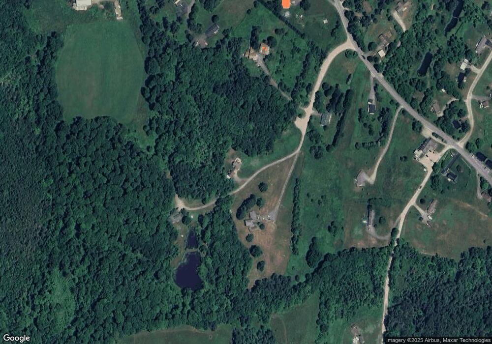 212 Vail Cir, Lyndon, VT 05851 - photo 1