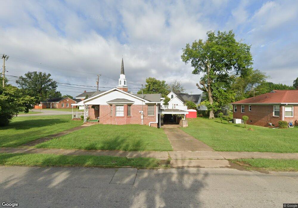 2429 E 3rd St, Chattanooga, TN 37404 - photo 1