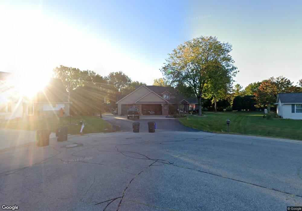 W3259 Heartland Ct, Appleton, WI 54915 - photo 1