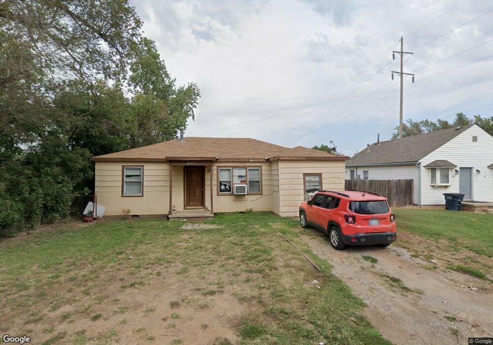 2618 E Walnut Ave, Enid, OK 73701 - photo 1