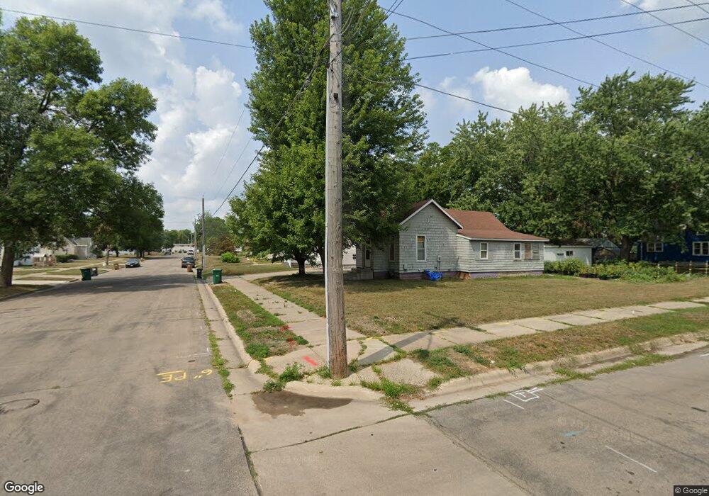 1304 11th Ave NW, Austin, MN 55912 - photo 1