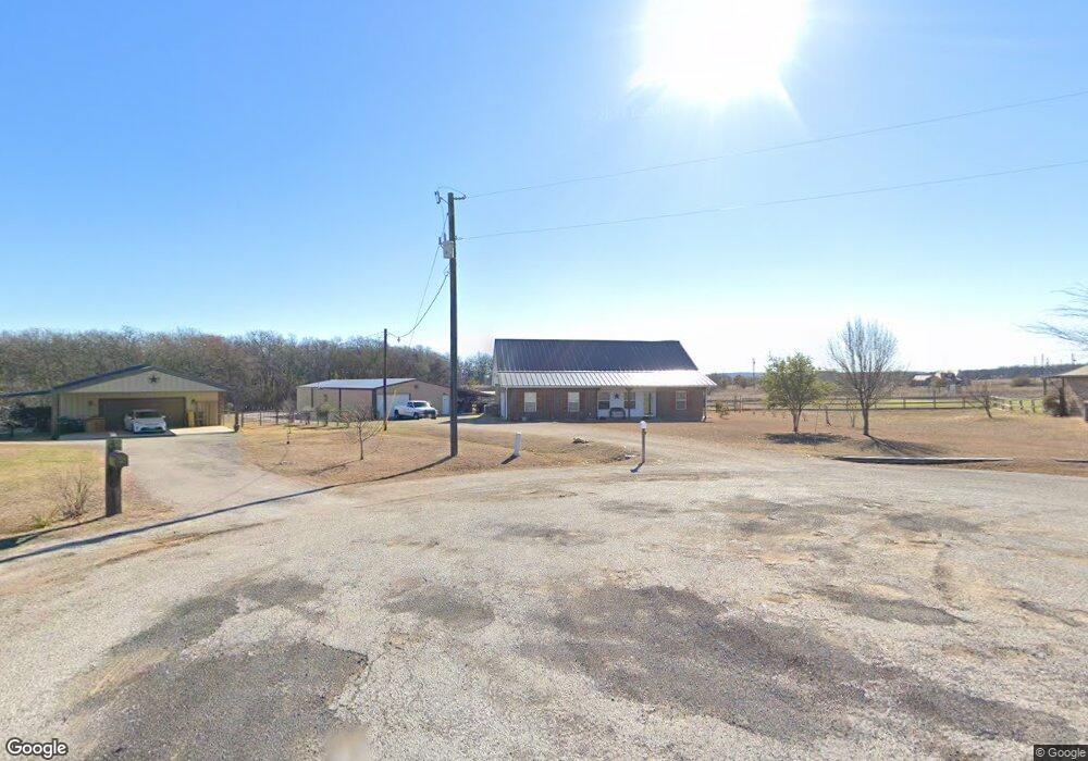 220 E Arbor Ct, Springtown, TX 76082 - photo 1