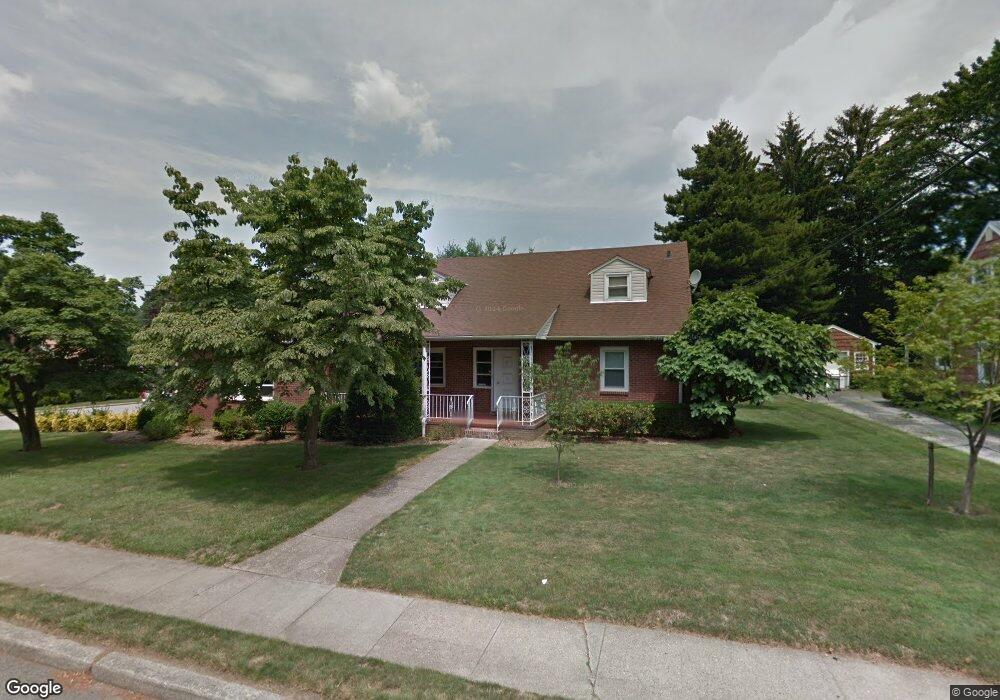 75 Elm Ave unit 1, Glen Cove, NY 11542 - photo 1