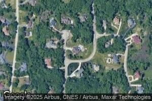 323 Royal Oak Dr, Steger, IL 60475