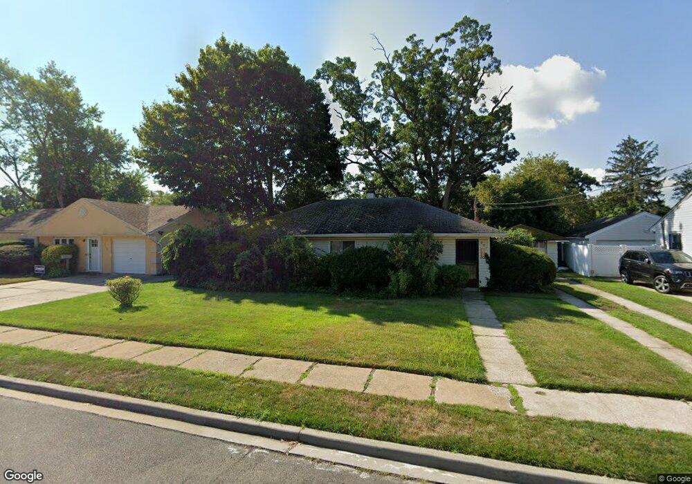 281 Coventry Rd N, West Hempstead, NY 11552 - photo 1