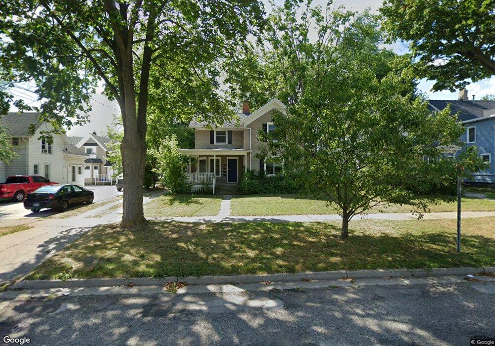 607 N Walnut St unit 1, Lansing, MI 48933 - photo 1