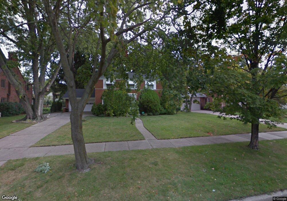 520 Pemberton Rd, Grosse Pointe Park, MI 48230 - photo 1