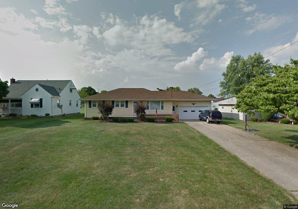 369 Como St, Struthers, OH 44471 - photo 1