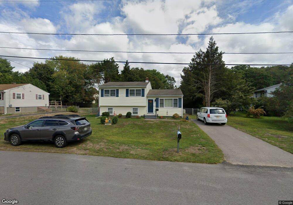 14 Wilder Ave, Westerly, RI 02891 - photo 1