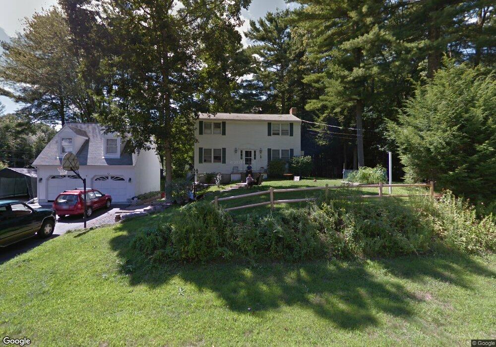 2 Acacia St, MerriMacK, NH 03054 - photo 1