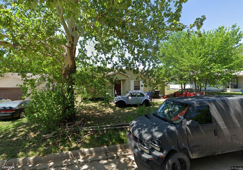 609 N G St, Duncan, OK 73533 - photo 1