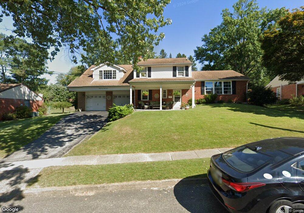 4947 Monroe Dr, Brookhaven, PA 19015 - photo 1