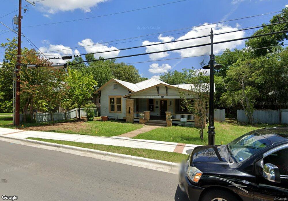 1017 W Hopkins St, San Marcos, TX 78666 - photo 1