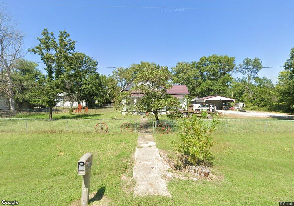 17430 47th Rd, Parsons, KS 67357 - photo 1