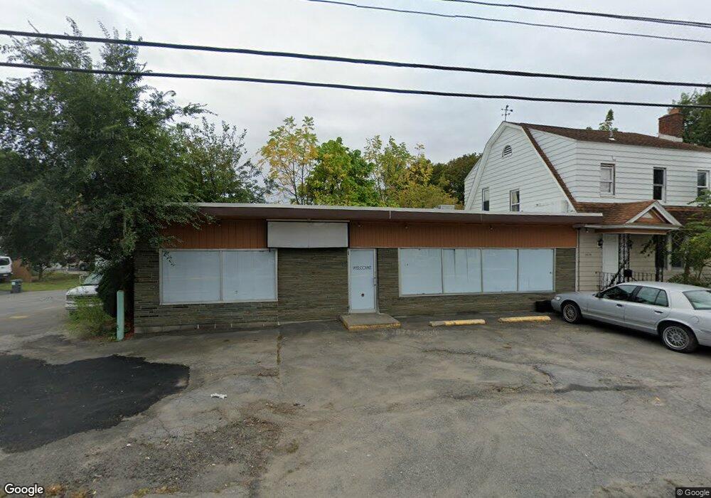 1818 Curry Rd, Schenectady, NY 12306 - photo 1