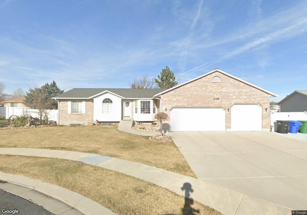 4318 Uinta Hills Ct, West Jordan, UT 84088 - photo 1