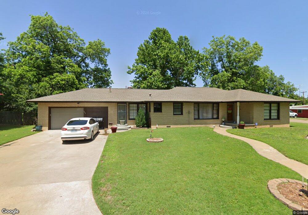 844 E 4th St, Cushing, OK 74023 - photo 1