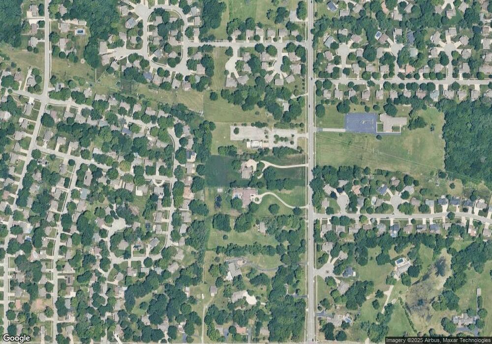 6902 Pflumm Rd, Shawnee, KS 66216 - photo 1