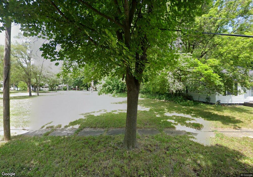 2405 Dakota Ave, Flint, MI 48506 - photo 1