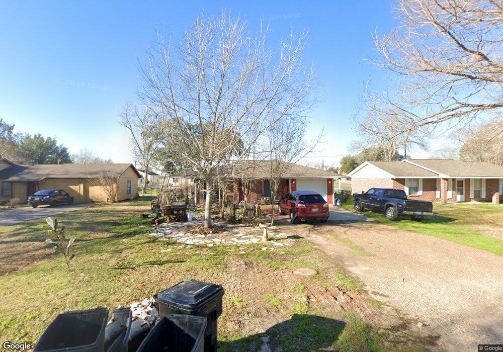 310 S 7th St, Beasley, TX 77417 - photo 1