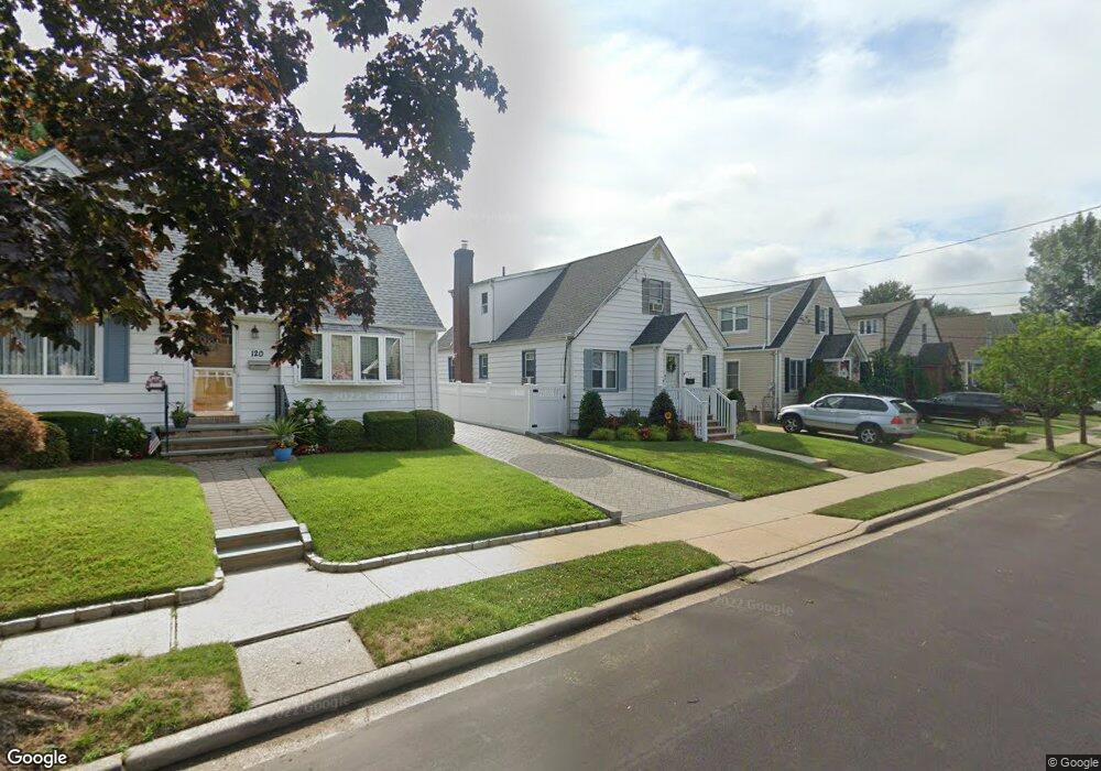 112 Barrymore Blvd, Franklin Square, NY 11010 - photo 1