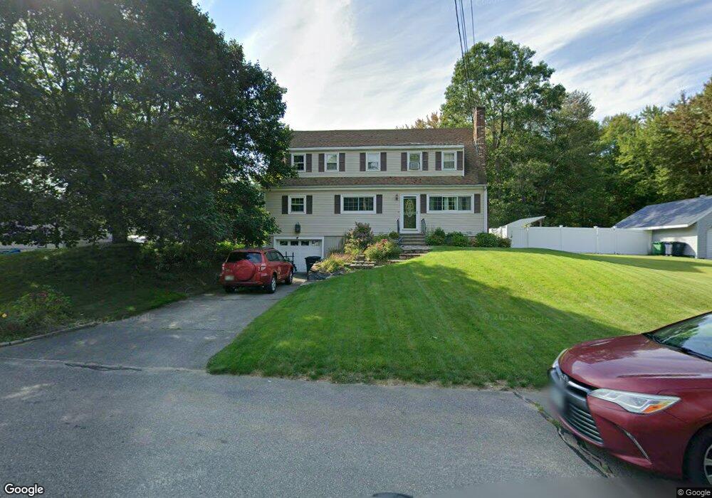 10 Curtis Dr, Nashua, NH 03062 - photo 1