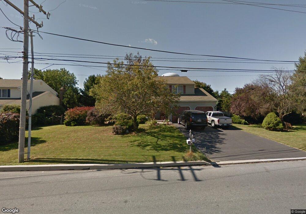 4224 Stoudts Ferry Bridge Rd, Reading, PA 19605 - photo 1