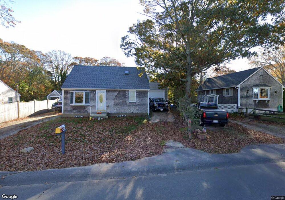 70 Pine Tree Rd, Vineyard Haven, MA 02568 - photo 1