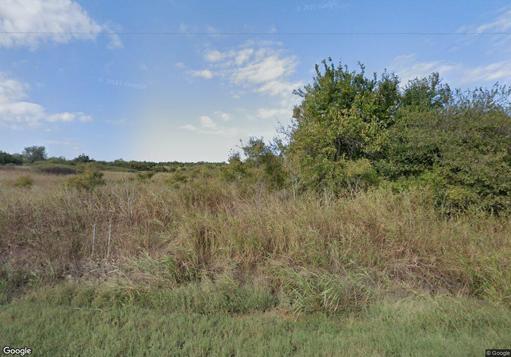 3911 S Cason Rd, Marlow, OK 73055 - photo 1