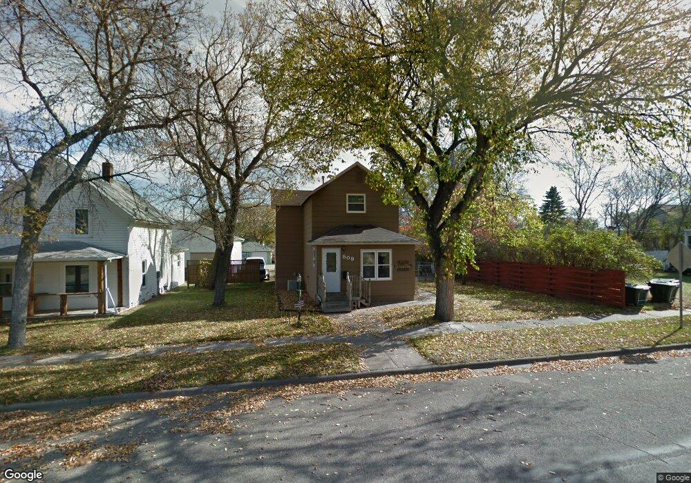509 5th Ave SE, Jamestown, ND 58401 - photo 1