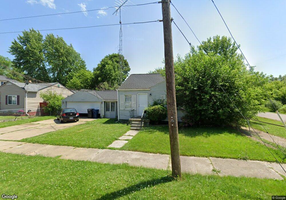 1639 Pettibone Ave, Flint, MI 48507 - photo 1