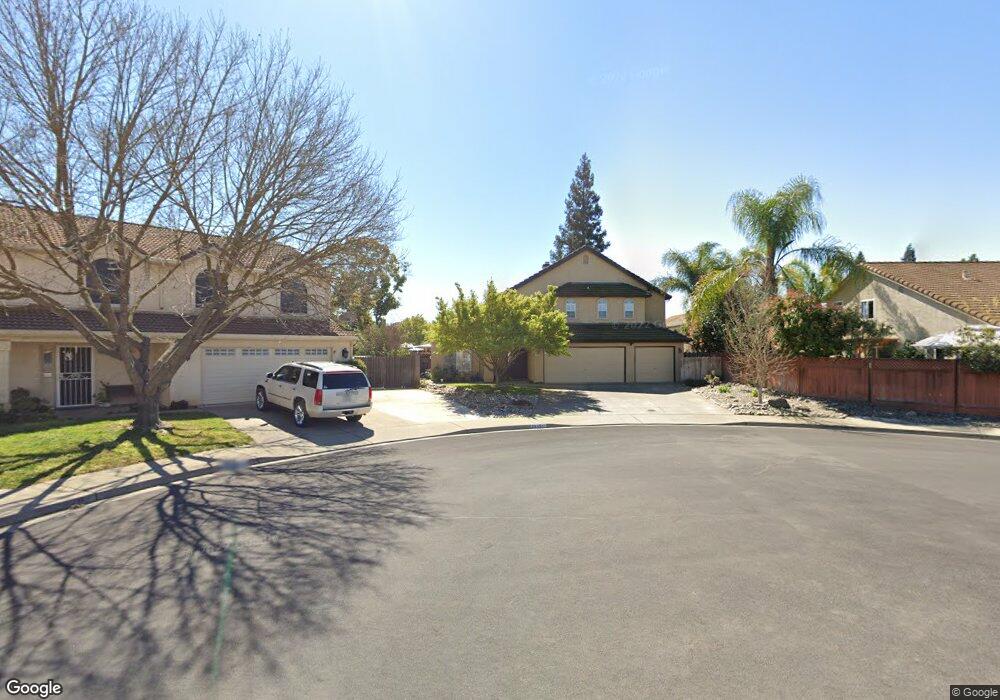 2549 Foxwood Ct, Oakdale, CA 95361 - photo 1