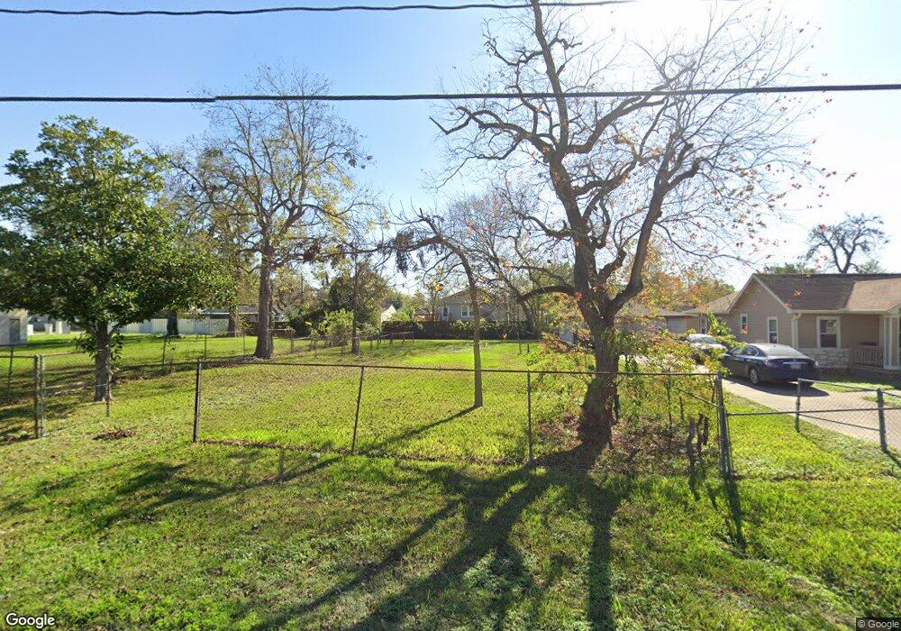 3720 Crane St, Houston, TX 77026 - photo 1