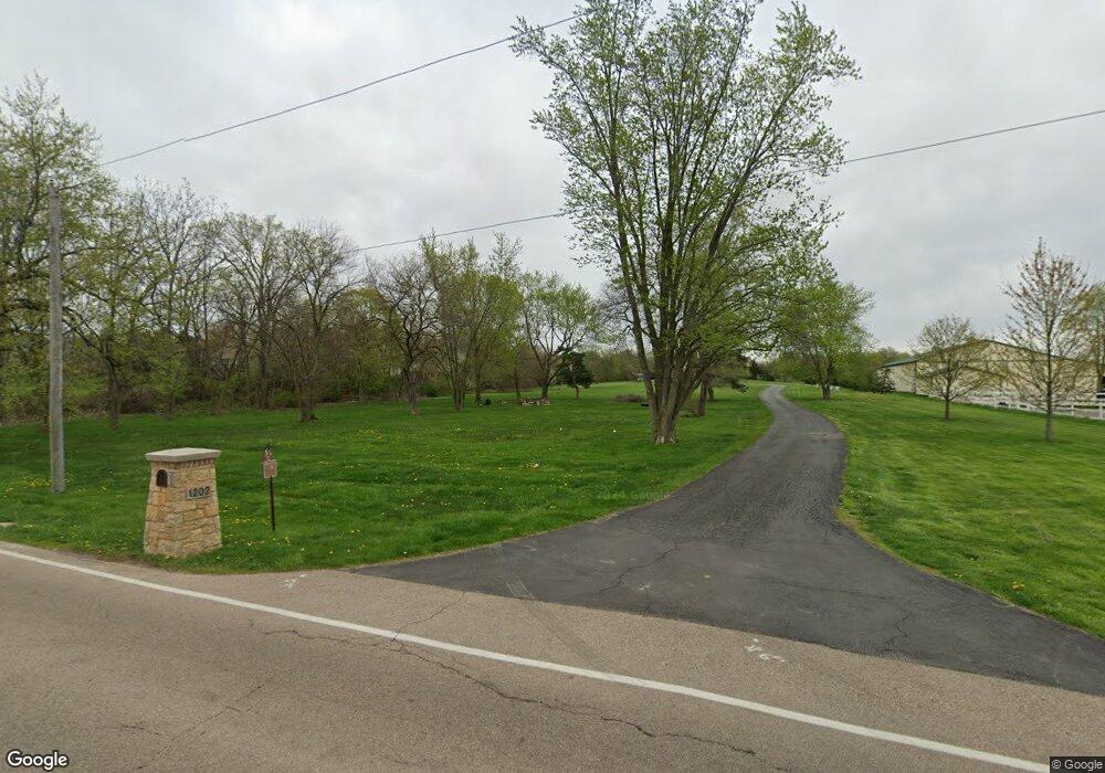 1202 Hart Rd, Batavia, IL 60510 - photo 1