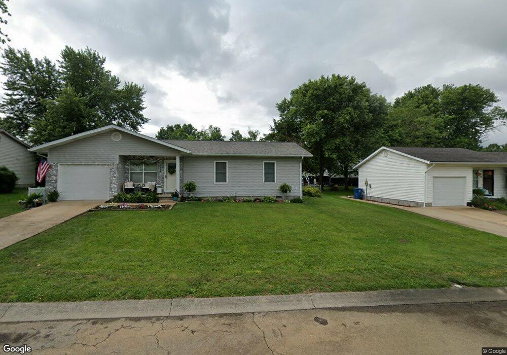 562 Kimberly Ct, Farmington, MO 63640 - photo 1