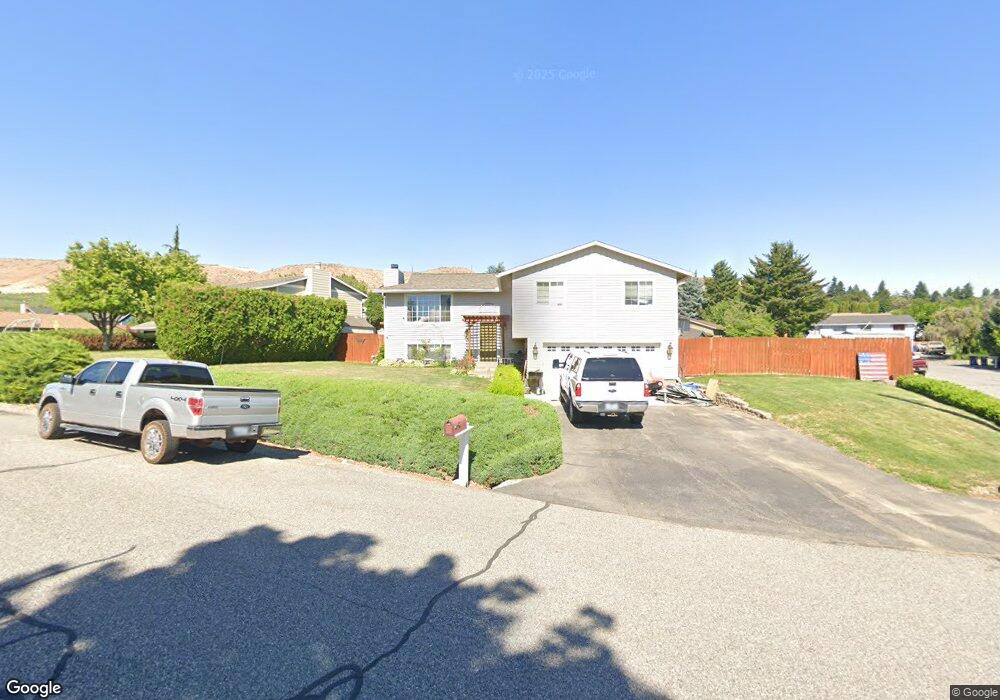 1055 Hale Ln, East Wenatchee, WA 98802 - photo 1