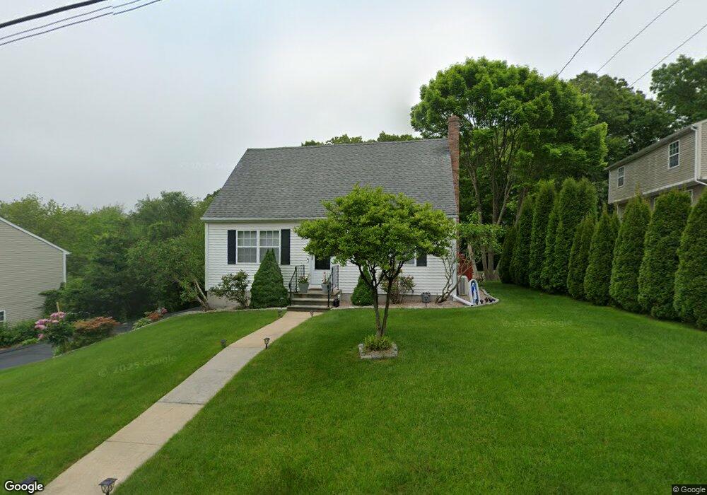 28 Maybrey Dr, Westerly, RI 02891 - photo 1