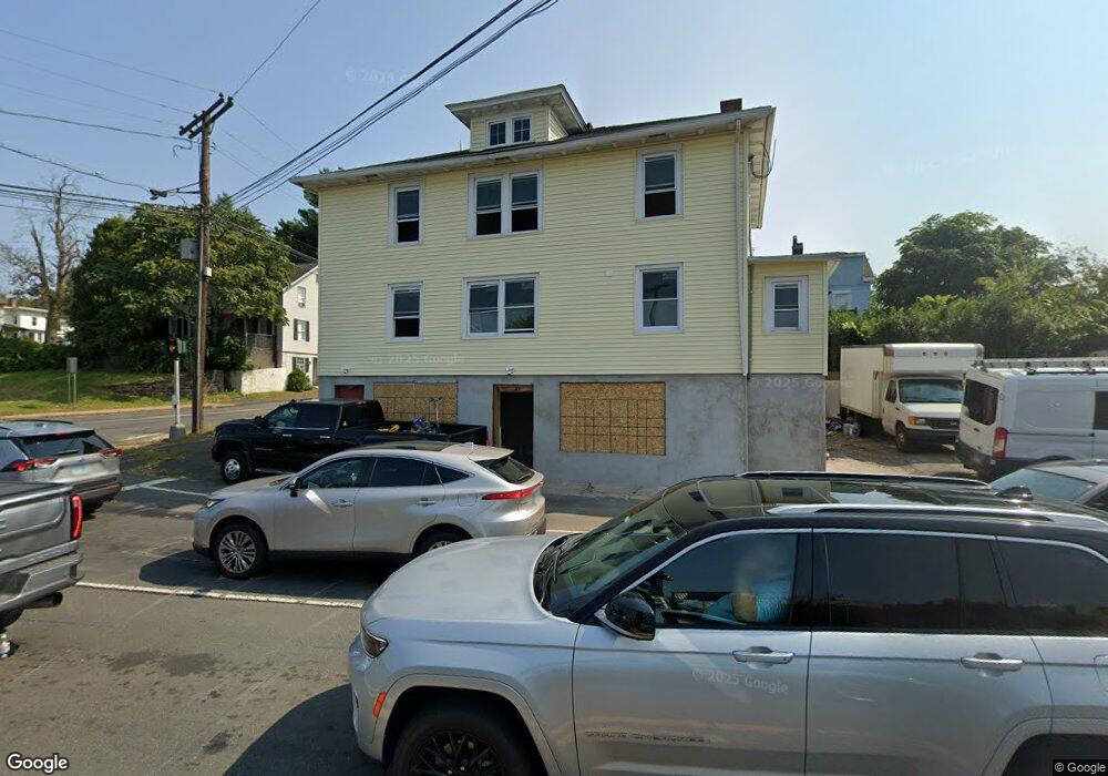 21 Saybrook Rd unit 3rd floor, Middletown, CT 06457 - photo 1