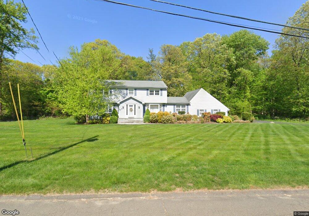 84 Gatehouse Rd, Trumbull, CT 06611 - photo 1