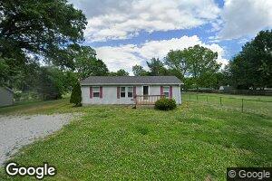 372 S Davis St, Clinton, IN 47842