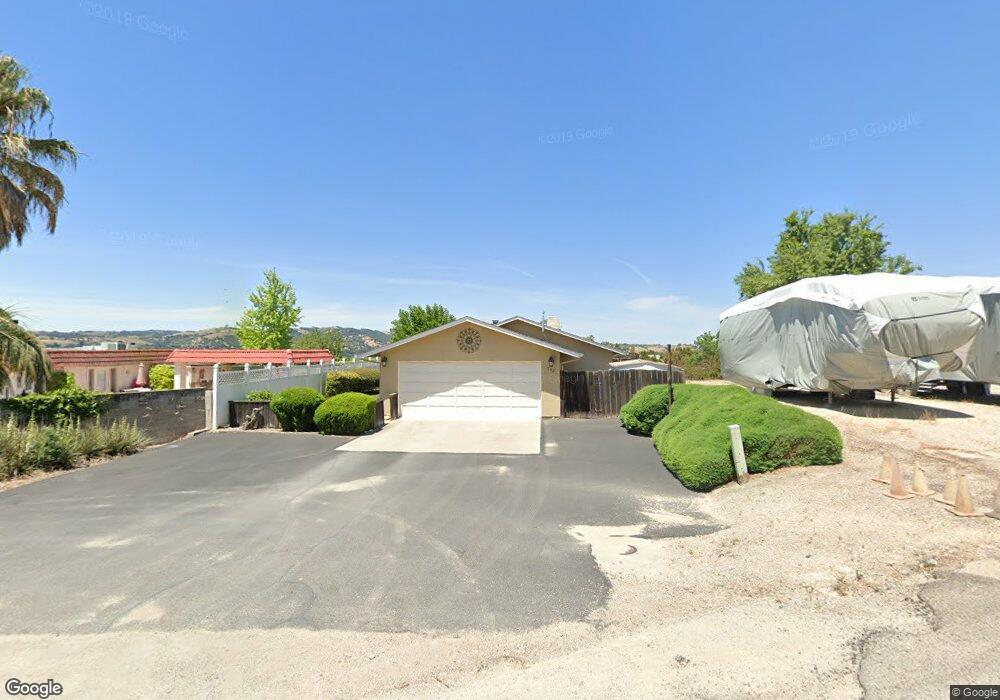 743 N Trigo Ln, Paso Robles, CA 93446 - photo 1