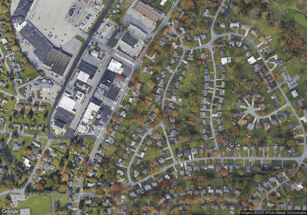 1018 Pomona Dr, Johnstown, PA 15905 - photo 1