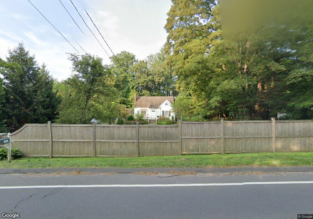 345 Wilton Rd, Westport, CT 06880 - photo 1