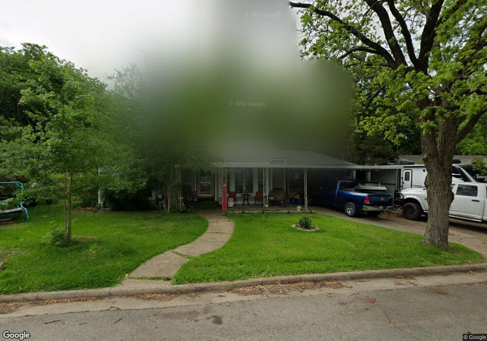 605 Alexander St, Ennis, TX 75119 - photo 1