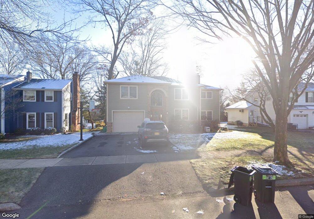 550 Monroe Ct, River Edge, NJ 07661 - photo 1