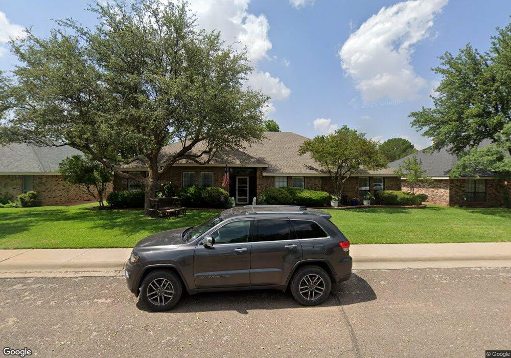 3402 Woodhaven Dr, Midland, TX 79707 - photo 1