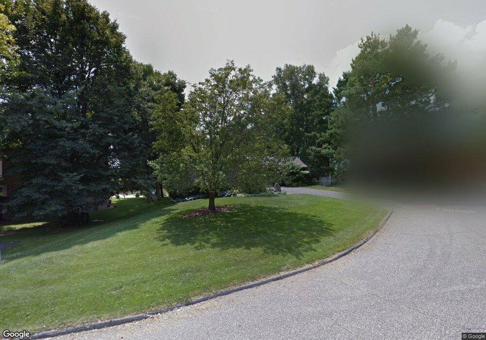 2512 Pine Cir, Hopkins, MN 55305 - photo 1